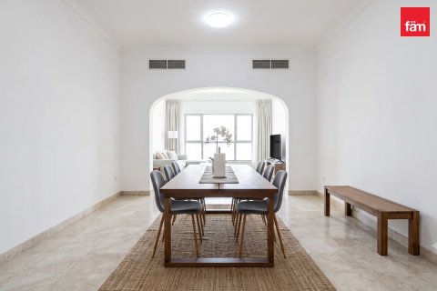 5 bedrooms Villa in Dubai, UAE No. 168807 9