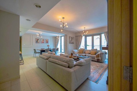 4 غرف نوم شقة  رقم 127751 3