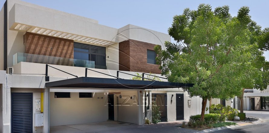 5 bedrooms Villa No. 127753