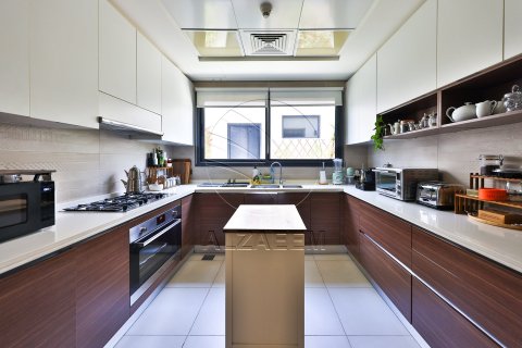 5 bedrooms Villa No. 127753 9