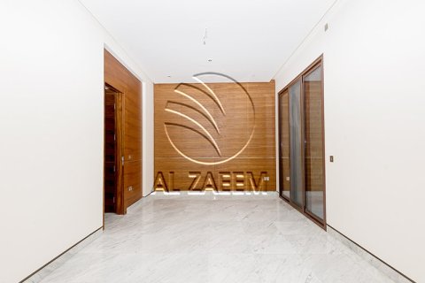 5 bedrooms Villa No. 127747 19