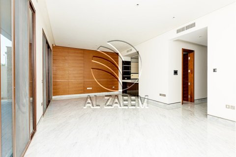 5 bedrooms Villa No. 127747 12