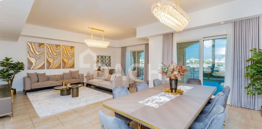 Квартира с 2 спальнями в Marina Residences, ОАЭ №210372