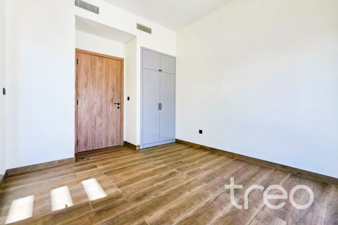 4 bedrooms Townhouse in Damac Lagoons, UAE No. 186681 8