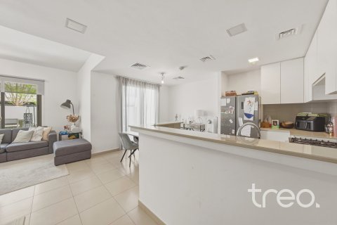 3 bedrooms Townhouse in Noor Townhouses, UAE No. 186685 3