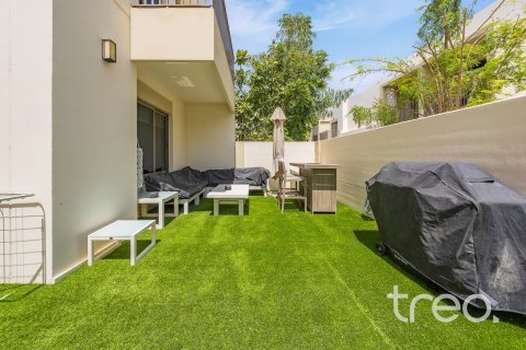 3 bedrooms Townhouse in Noor Townhouses, UAE No. 186685 18