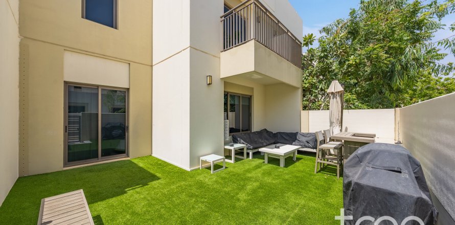 3 bedrooms Townhouse in Noor Townhouses, UAE No. 186685