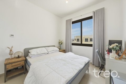 3 bedrooms Townhouse in Noor Townhouses, UAE No. 186685 14