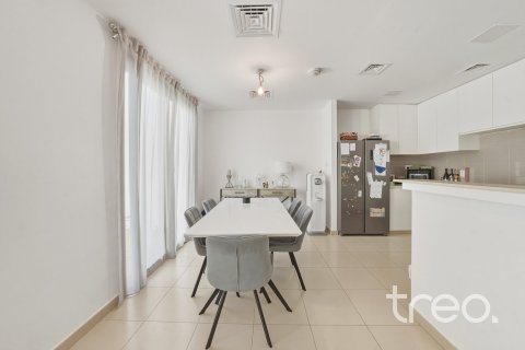 3 bedrooms Townhouse in Noor Townhouses, UAE No. 186685 8