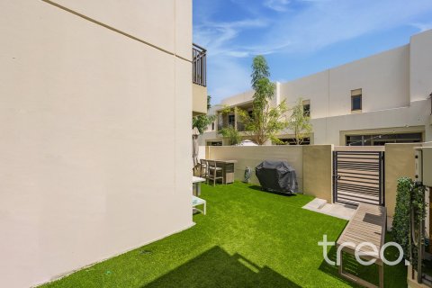 3 bedrooms Townhouse in Noor Townhouses, UAE No. 186685 19