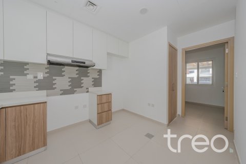 3 bedrooms Townhouse in Dubai, UAE No. 186682 10