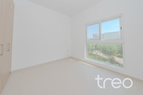 3 bedrooms Townhouse in Dubai, UAE No. 186682 14