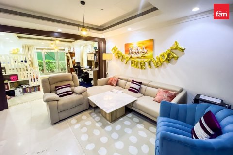 Appartement de 2 chambres à Business Bay, UAE No. 168475