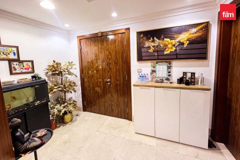 Apartment de 2 dormitorios en Business Bay, UAE No. 168475 12