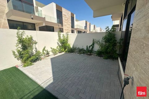 Villa de 4 dormitorios en Dubai, UAE No. 163882 5