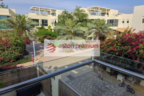 Villa de 3 chambres à The Sustainable City, UAE No. 152612 9