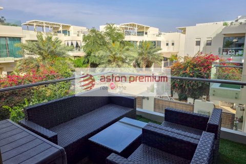 Villa de 3 chambres à The Sustainable City, UAE No. 152612 21