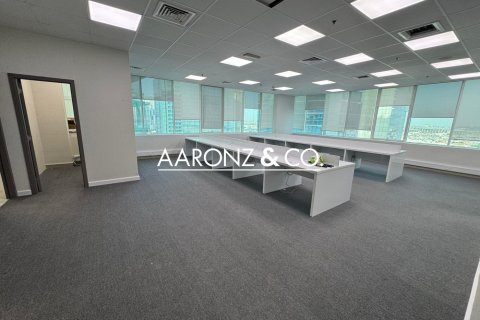 154مربع، مكتب في الخليج التجاري, الإمارات العربية المتحدة رقم 152609