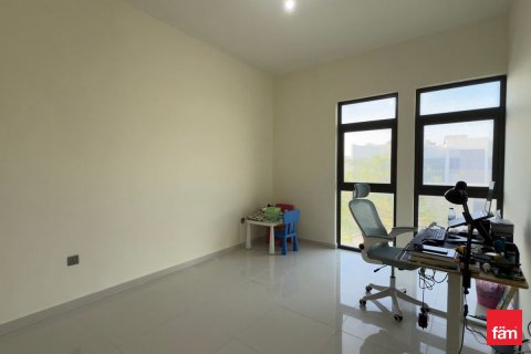 Townhouse de 4 dormitorios  No. 112032 11