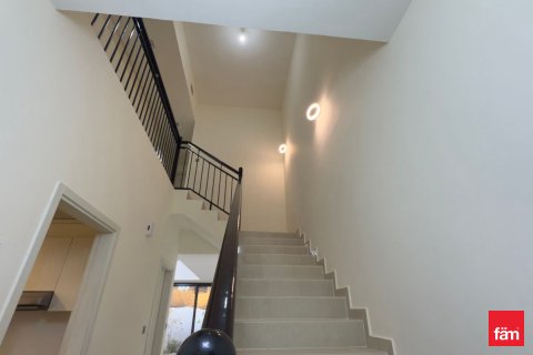 Townhouse de 4 dormitorios  No. 112032 5