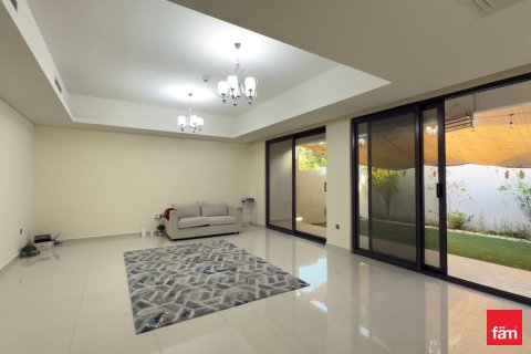 Townhouse de 4 dormitorios  No. 112032 3