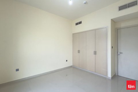 Townhouse de 4 dormitorios  No. 112032 2