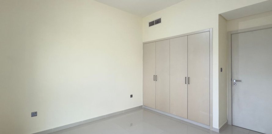 Townhouse de 4 dormitorios  No. 112032