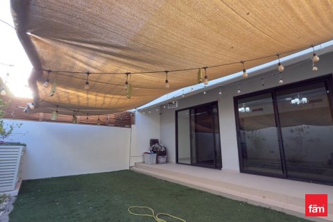 Townhouse de 4 dormitorios  No. 112032 24