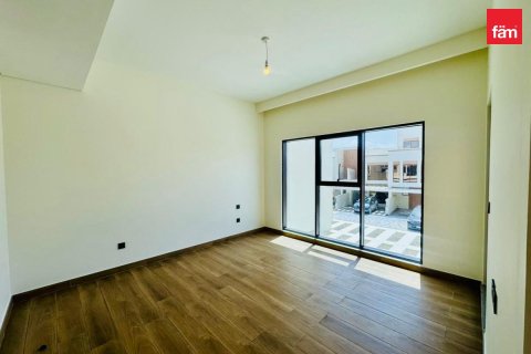 4 bedrooms Townhouse in Dubai, UAE No. 198387 13