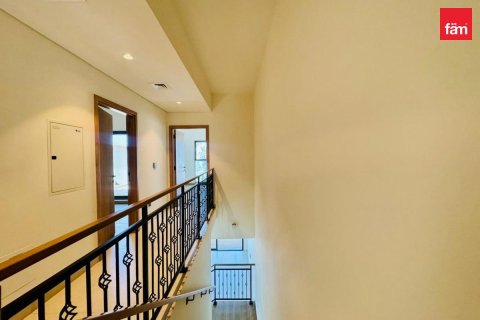 4 bedrooms Townhouse in Dubai, UAE No. 198387 6