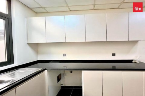 3 bedrooms Townhouse in Dubai, UAE No. 198385 8