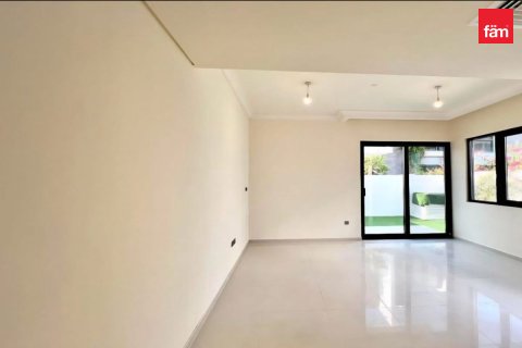 3 bedrooms Townhouse in Dubai, UAE No. 198385 6