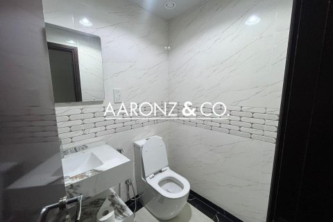 Квартира с 2 спальнями  №132978 16