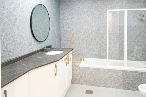 Apartment de 3 dormitorios en Green Community, UAE No. 9565 4