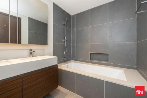 3 bedrooms Apartment in Dubai, UAE No. 164278 5