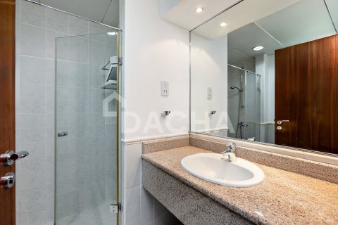 Вилла с 4 спальнями в Jumeirah Islands, ОАЭ №155387 22