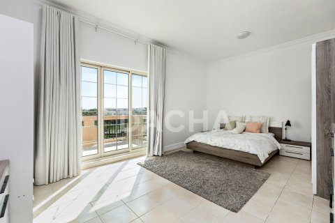 Вилла с 4 спальнями в Jumeirah Islands, ОАЭ №155387 26