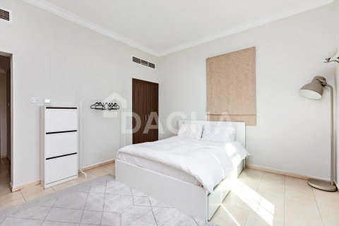 Вилла с 4 спальнями в Jumeirah Islands, ОАЭ №155387 28