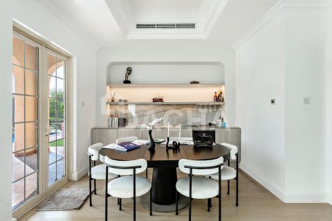 Вилла с 4 спальнями в Jumeirah Islands, ОАЭ №155387 31