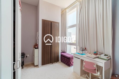 3 bedrooms Townhouse in Dubai, UAE No. 184678 19
