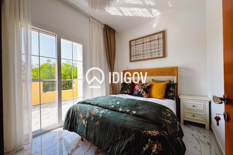 Villa de 4 chambres à Ghadeer, UAE No. 184680 4