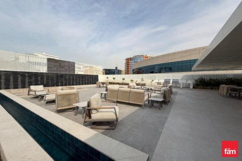 2 bedrooms Apartment in Dubai, UAE No. 137313 19