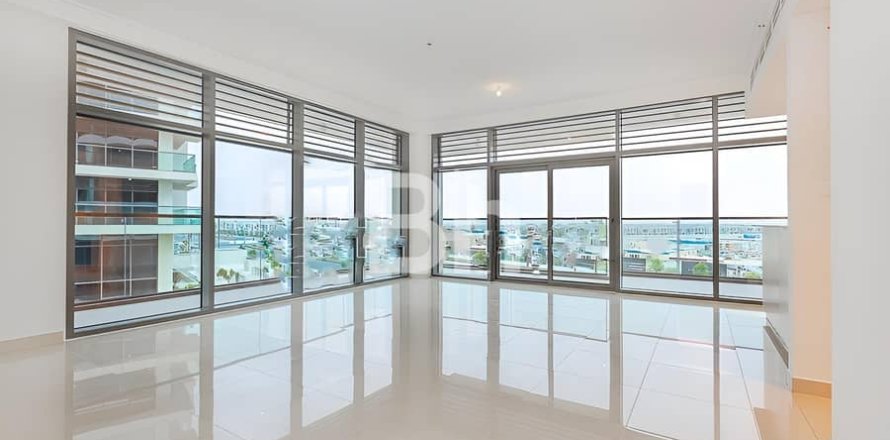 Apartment de 3 dormitorios No. 114012