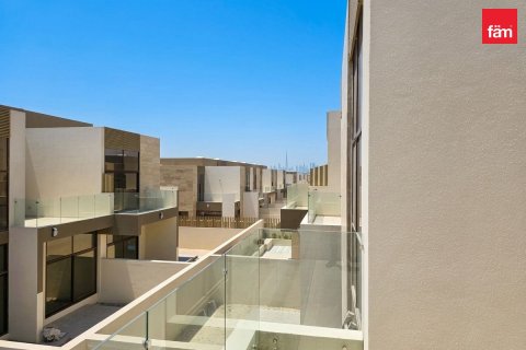 4 bedrooms Townhouse in Dubai, UAE No. 210102 9
