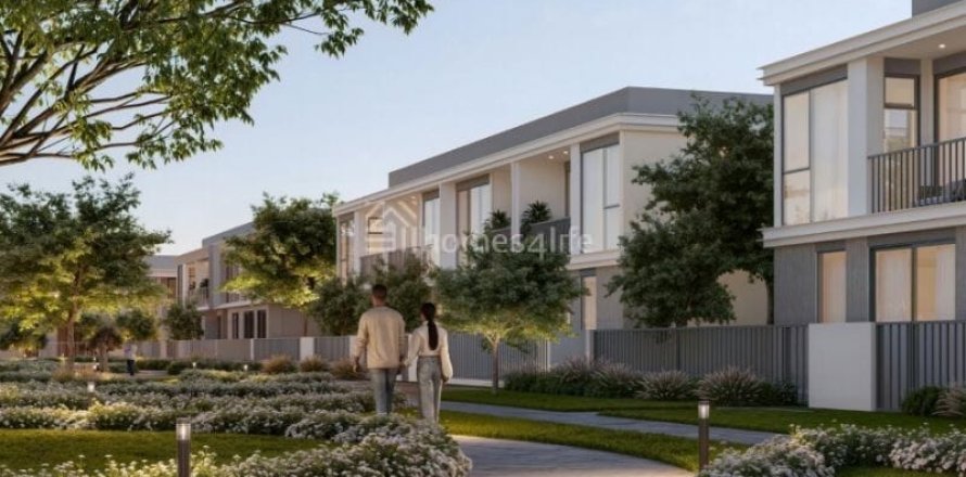 Townhouse de 3 dormitorios en EMAAR South, UAE No. 156655