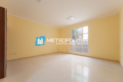 8 bedrooms Villa in Khalifa City, UAE No. 91753 16