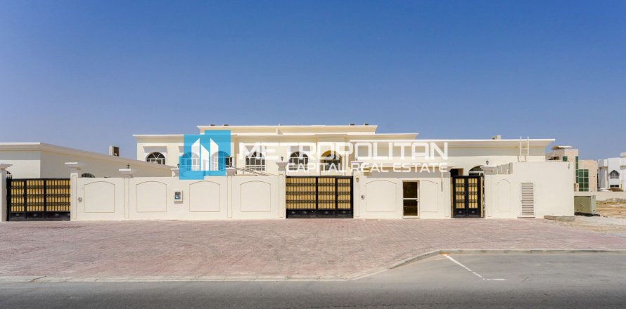 8 bedrooms Villa in Khalifa City, UAE No. 91753