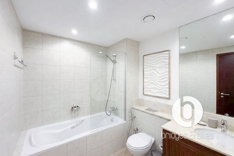 1 bedroom Apartment in Downtown Dubai (Downtown Burj Dubai), UAE No. 163362 4