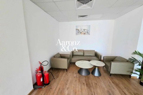 134m² Office in Business Bay, UAE No. 163364 12