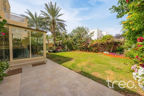4 bedrooms Villa in Meadows 1, UAE No. 203818 14